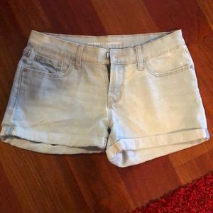 Old navy boyfriend light wash shorts